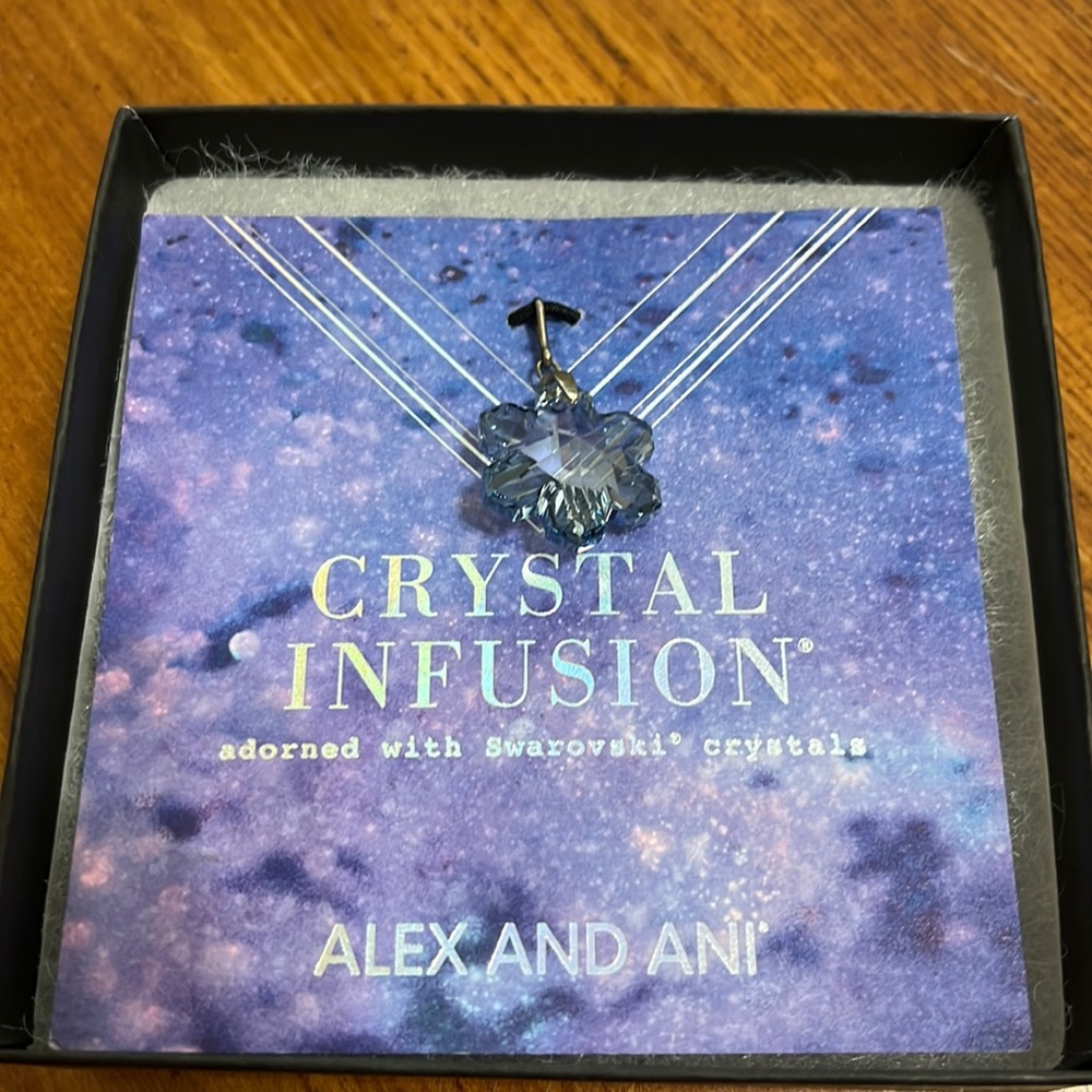 NWT ❄️ Alex & Ani Crystal Infusion Snowflake Charm